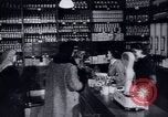 Immagine di Recupero dopo la guerra Europa, 1950, secondo 27 filmato di repertorio 65675027093
