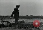 Immagine di Gli agricoltori Camargue Francia, 1950, secondo 40 filmato di repertorio 65675027100