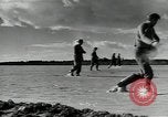 Immagine di Gli agricoltori Camargue Francia, 1950, secondo 54 filmato di repertorio 65675027100