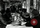 Immagine di Gli agricoltori Camargue Francia, 1950, secondo 10 filmato di repertorio 65675027101