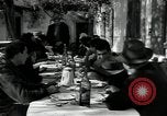 Immagine di Gli agricoltori Camargue Francia, 1950, secondo 16 filmato di repertorio 65675027101