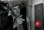 Immagine di Gli agricoltori Camargue Francia, 1950, secondo 29 filmato di repertorio 65675027101