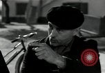Immagine di Gli agricoltori Camargue Francia, 1950, secondo 62 filmato di repertorio 65675027101