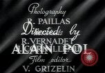 Standbild Mann in der Stadt Mazamet in Frankreich, 1950, aus Sekunde 33 historischem Filmmaterial Videoclip 65675027105