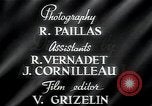Standbild Mann in der Stadt Mazamet in Frankreich, 1950, aus Sekunde 34 historischem Filmmaterial Videoclip 65675027105