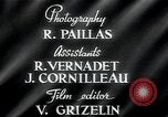 Standbild Mann in der Stadt Mazamet in Frankreich, 1950, aus Sekunde 35 historischem Filmmaterial Videoclip 65675027105