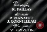 Standbild Mann in der Stadt Mazamet in Frankreich, 1950, aus Sekunde 37 historischem Filmmaterial Videoclip 65675027105