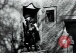 Standbild Mann in der Stadt Mazamet in Frankreich, 1950, aus Sekunde 58 historischem Filmmaterial Videoclip 65675027105
