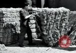 Standbild wolle Werk Mazamet in Frankreich, 1950, aus Sekunde 50 historischem Filmmaterial Videoclip 65675027107