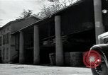 Immagine di Fabbrica di lana Mazamet Francia, 1950, secondo 30 filmato di repertorio 65675027108