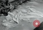 Immagine di Fabbrica di lana Mazamet Francia, 1950, secondo 45 filmato di repertorio 65675027108