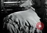 Immagine di Fabbrica di lana Mazamet Francia, 1950, secondo 61 filmato di repertorio 65675027108