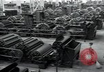 Immagine di Fabbrica di lana Mazamet Francia, 1950, secondo 13 filmato di repertorio 65675027110