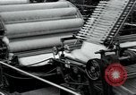 Immagine di Fabbrica di lana Mazamet Francia, 1950, secondo 23 filmato di repertorio 65675027110