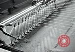 Immagine di Fabbrica di lana Mazamet Francia, 1950, secondo 39 filmato di repertorio 65675027110