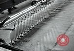 Immagine di Fabbrica di lana Mazamet Francia, 1950, secondo 45 filmato di repertorio 65675027110