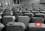 Immagine di Fabbrica di lana Mazamet Francia, 1950, secondo 50 filmato di repertorio 65675027110