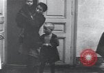 Standbild Kinder mit Rachitis Wien Österreich, 1923, aus Sekunde 13 historischem Filmmaterial Videoclip 65675027120