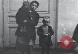 Standbild Kinder mit Rachitis Wien Österreich, 1923, aus Sekunde 17 historischem Filmmaterial Videoclip 65675027120