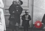 Standbild Kinder mit Rachitis Wien Österreich, 1923, aus Sekunde 18 historischem Filmmaterial Videoclip 65675027120