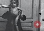 Standbild Kind Wien Österreich, 1923, aus Sekunde 16 historischem Filmmaterial Videoclip 65675027121