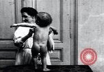 Standbild Kind Wien Österreich, 1923, aus Sekunde 24 historischem Filmmaterial Videoclip 65675027121