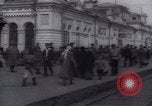 Standbild Flüchtlinge Irkutsk Russland, 1919, aus Sekunde 4 historischem Filmmaterial Videoclip 65675027123