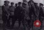 Standbild Flüchtlinge Irkutsk Russland, 1919, aus Sekunde 15 historischem Filmmaterial Videoclip 65675027123