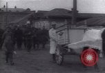 Standbild Flüchtlinge Irkutsk Russland, 1919, aus Sekunde 22 historischem Filmmaterial Videoclip 65675027123