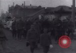 Standbild Flüchtlinge Irkutsk Russland, 1919, aus Sekunde 25 historischem Filmmaterial Videoclip 65675027123