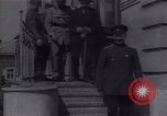 Immagine di Kornilov generale con Alexander Kerensky e il generale Joffre Pietrogrado Russia, 1917, secondo 3 filmato di repertorio 65675027124