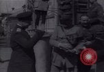 Immagine di Kornilov generale con Alexander Kerensky e il generale Joffre Pietrogrado Russia, 1917, secondo 6 filmato di repertorio 65675027124
