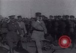 Immagine di Kornilov generale con Alexander Kerensky e il generale Joffre Pietrogrado Russia, 1917, secondo 20 filmato di repertorio 65675027124
