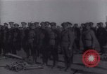 Immagine di Kornilov generale con Alexander Kerensky e il generale Joffre Pietrogrado Russia, 1917, secondo 25 filmato di repertorio 65675027124