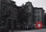 Standbild Frauen Line-up für Essen Batun Russland, 1937, aus Sekunde 30 historischem Filmmaterial Videoclip 65675027142