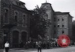 Standbild Frauen Line-up für Essen Batun Russland, 1937, aus Sekunde 34 historischem Filmmaterial Videoclip 65675027142