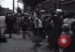 Standbild Frauen Line-up für Essen Batun Russland, 1937, aus Sekunde 57 historischem Filmmaterial Videoclip 65675027142
