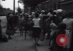 Standbild Frauen Line-up für Essen Batun Russland, 1937, aus Sekunde 58 historischem Filmmaterial Videoclip 65675027142