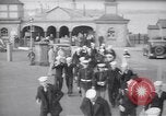 Standbild Seeleute der USS Nashville Vereinigtes Königreich, 1938, aus Sekunde 60 historischem Filmmaterial Videoclip 65675027148