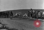 Immagine di T E Lawrence e il principe Faisal Arabia, 1917, secondo 26 filmato di repertorio 65675027151