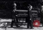 Immagine di "Lawrence d'Arabia" funerale Moreton Dorset Inghilterra, 1935, secondo 23 filmato di repertorio 65675027154