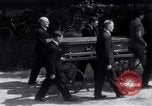 Immagine di "Lawrence d'Arabia" funerale Moreton Dorset Inghilterra, 1935, secondo 25 filmato di repertorio 65675027154