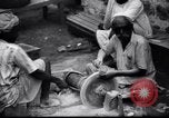 Image des étals de marchands Aden au Yémen, 1916, de la seconde 25 séquences d'archives historiques vidéo 65675027159