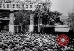 Image Hommes encombrés en cour ouverte Turquie, 1920, de la seconde 10 séquences d'archives historiques vidéo 65675027161
