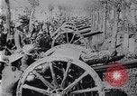 Standbild Vielfalt der britischen Artillerie Kanonen feuern Western Front, 1918, aus Sekunde 29 historischem Filmmaterial Videoclip 65675027173