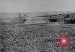 Standbild Vielfalt der britischen Artillerie Kanonen feuern Western Front, 1918, aus Sekunde 48 historischem Filmmaterial Videoclip 65675027173