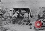 Standbild Vielfalt der britischen Artillerie Kanonen feuern Western Front, 1918, aus Sekunde 59 historischem Filmmaterial Videoclip 65675027173