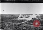 Standbild britische Kavallerie Flandern Belgien, 1917, aus Sekunde 9 historischem Filmmaterial Videoclip 65675027174