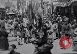 Standbild Menschen in Jerusalem Unterstützung des Krieges Jerusalem Palästina, 1914, aus Sekunde 62 historischem Filmmaterial Videoclip 65675027176