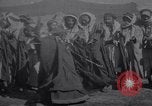 Standbild Beduinen Mädchen tanzen Türkei, 1914, aus Sekunde 42 historischem Filmmaterial Videoclip 65675027177